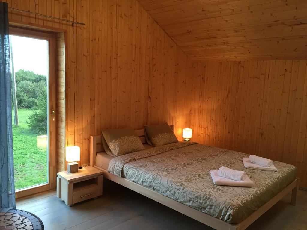 Cetri Veji Hotell Jurkalne Rum bild