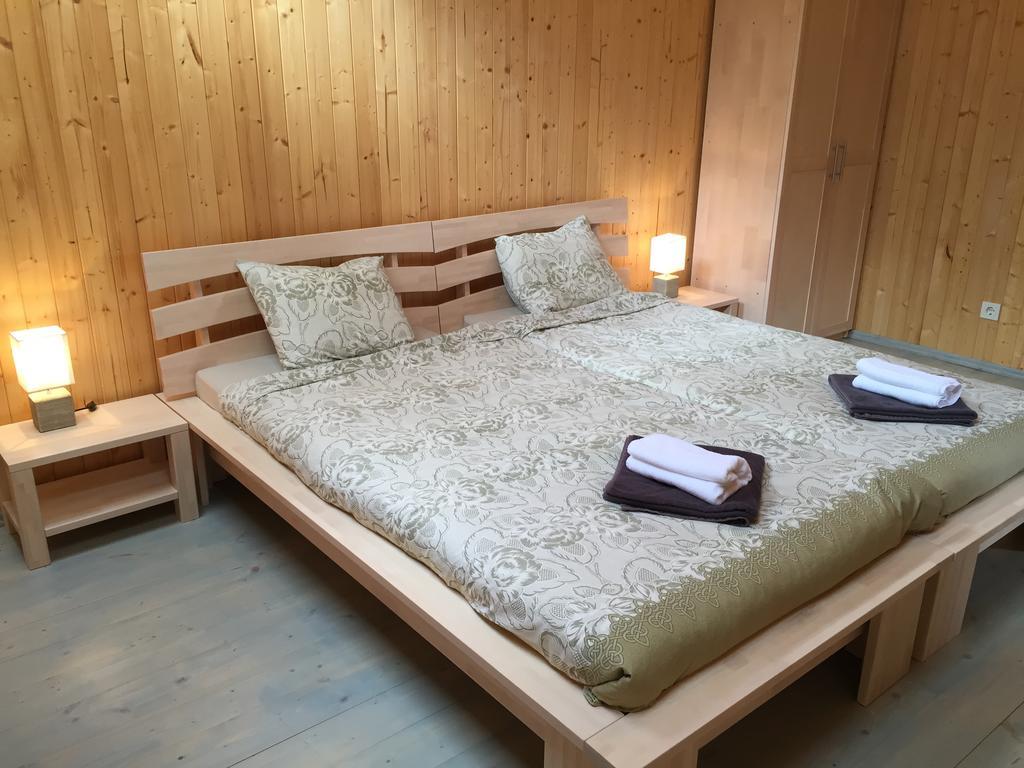 Cetri Veji Hotell Jurkalne Exteriör bild